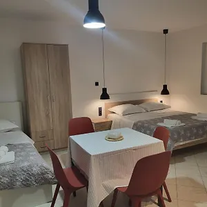  Apartment Batkoski